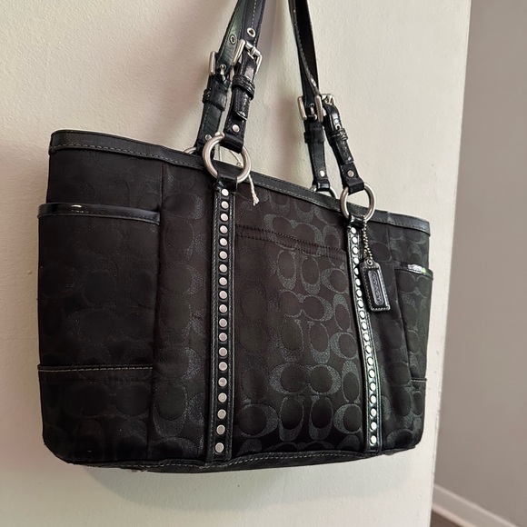 Coach Handbag - Picture 4 of 5